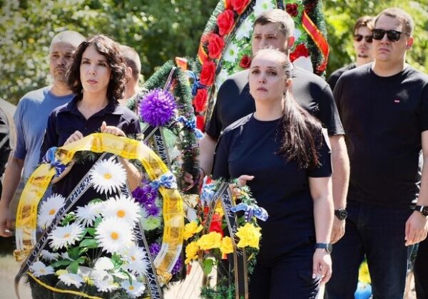 Защищал Украину на Донецком направлении: в Одесской области простились с полицейским Сергеем Маглой