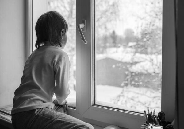 В Одессе двухлетний ребенок выпал из окна многоэтажки: полиция выясняет обстоятельства В Одессе двухлетний ребенок выпал из окна многоэтажки: полиция выясняет обстоятельства