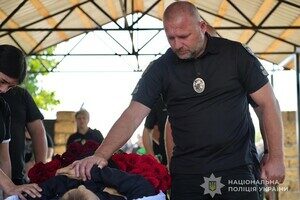 Погиб от вражеский пули: в Одесской области простились с полицейским Михаилом Сорокой Погиб от вражеский пули: в Одесской области простились с полицейским Михаилом Сорокой