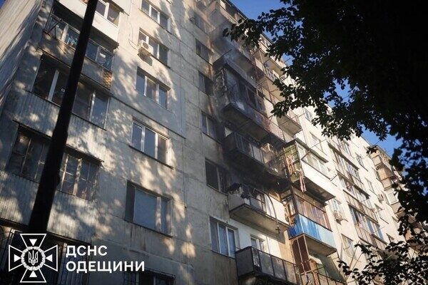 Взрыв в многоэтажке в Одессе: пострадала женщина