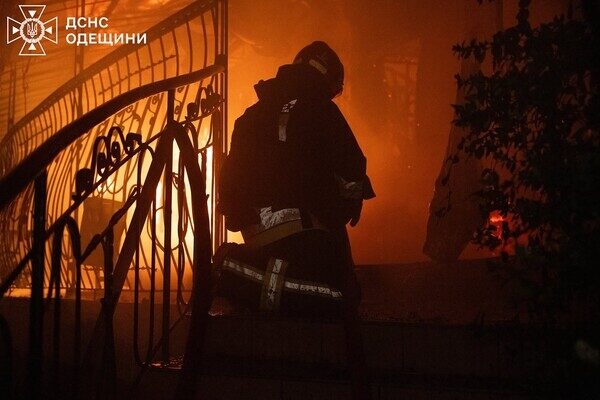 Массированная атака на Одессу и Одесчину: есть повреждения энергообъектов, пострадала женщина