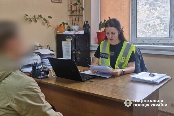 В Одессе молодой человек поджег отделение почты: нарушителя будут судить