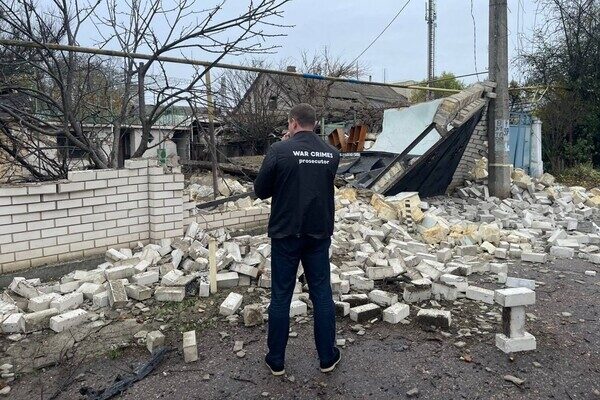 Повреждения домов и газовой трубы: последствия ночной атаки на Одесчину (обновлено) Повреждения домов и газовой трубы: последствия ночной атаки на Одесчину (обновлено)