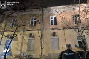 Пожар в доме и повреждение лицея: последствия вечернего обстрела Одессы (обновлено) Пожар в доме и повреждение лицея: последствия вечернего обстрела Одессы (обновлено)