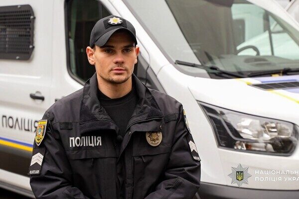 Патрулирует улицы и обучает детей карате: полицейский из Одесчины стал чемпионом фестиваля боевых искусств