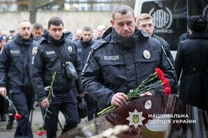 Погиб на востоке Украины: в Одессе простились с полицейским Николаем Яковецким