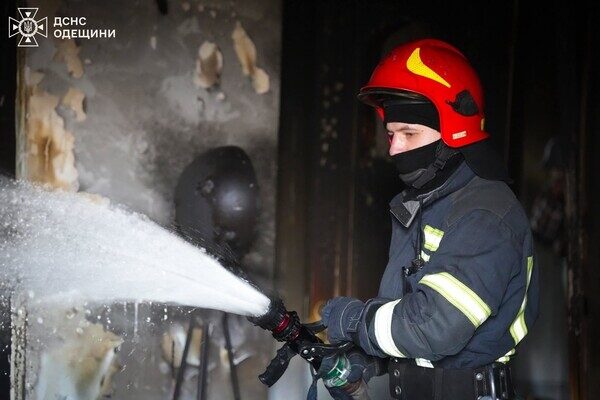 В Приморском районе Одессы взорвался повербанк: чуть не сгорела квартира В Приморском районе Одессы взорвался повербанк: чуть не сгорела квартира