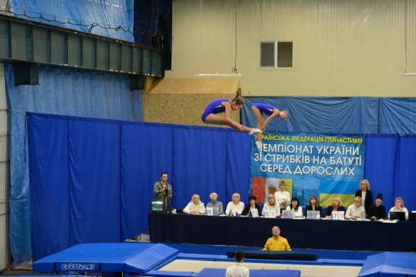 Стрибки на батуті. Бути, чи не бути олімпійському виду спорту в Одесі?
