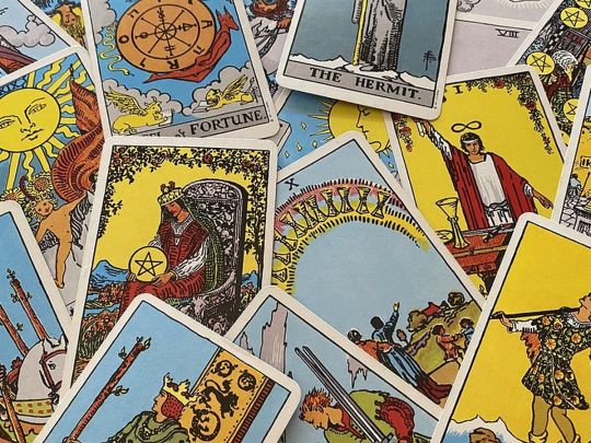 Тільцям&nbsp;&mdash; &laquo;Дев'ятка Пентаклів&raquo; і&nbsp;впевненість у&nbsp;собі, Стрільцям&nbsp;&mdash; &laquo;Колесо Фортуни&raquo; і&nbsp;несподівані повороти: Таро-прогноз на&nbsp;15 січня