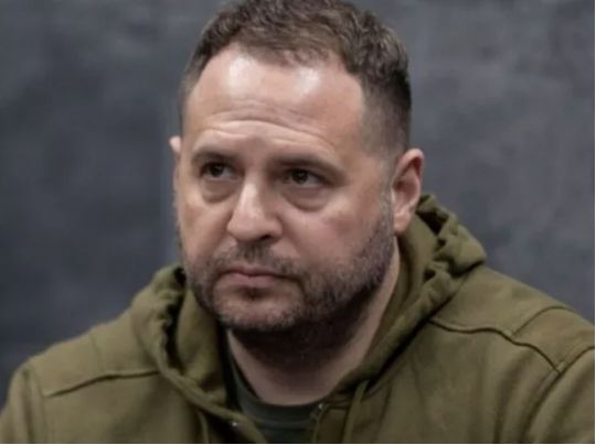 Взявся за&nbsp;старе: ЗМІ дізналися, чим займається Єрмак після звільнення з&nbsp;Офісу президента