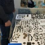 «Чорний» археолог намагався продати «вінегрет» старовинних монет і прикрас, знайдених на Більському городищі