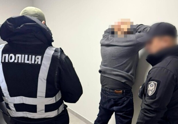 Наживался на оформлении грузов: в Одесской области задержали таможенника