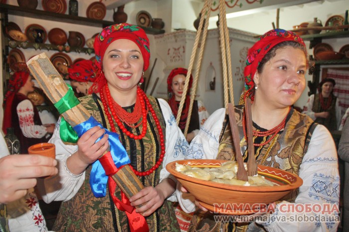Масниця на&nbsp;межі зими й&nbsp;весни: як&nbsp;готувались до&nbsp;свята і&nbsp;що&nbsp;дозволялося робити впродовж двох тижнів перед Сиропустом