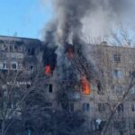 Росія атакувала Харків і Запоріжжя: міста охоплені полум’ям, є загиблі та поранені — шокуючі кадри (фото, відео)