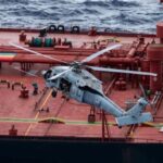 США перехватили второй нефтяной танкер в Индийском океане