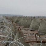 Україна не вірить у переговори Трампа, копає окопи й готується воювати десятиліттями — Le Monde