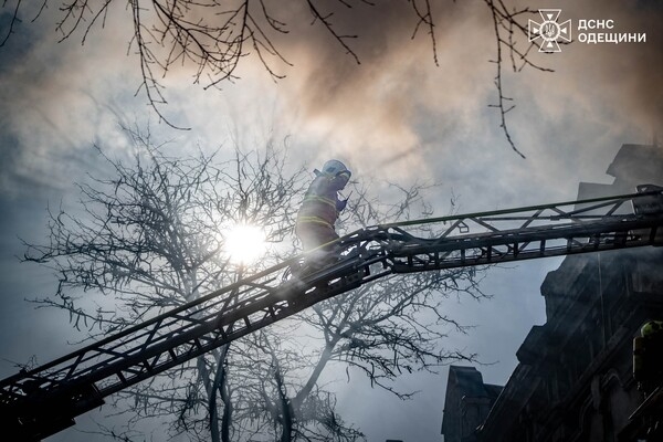 В центре Одессы горел жилой дом: последствия возгорания