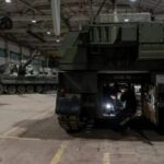 Британська помилка: селфі з гаубицями розкрило секретні майстерні в Україні