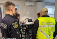 Представлялися латвійськими правоохоронцями: українські поліцейські ліквідували мережу кол-центрів, що ошукували громадян країн ЄС