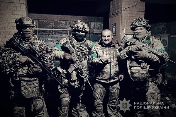Полицейские Одесчины защищают Донбасс: кадры боевой работы на передовой