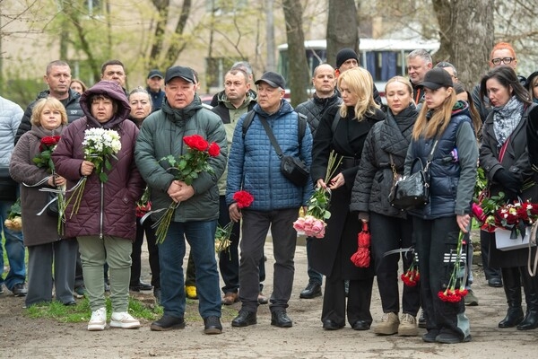Двухлетняя девочка и пограничницы: что известно о жертвах обстрела Одессы 6 апреля