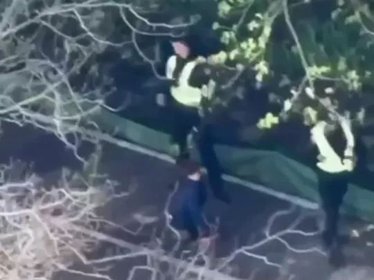 &laquo;Чи&nbsp;треба нам така поліція в&nbsp;тилу, яка, маючи чисельну перевагу, кидає тих, кого має захищати, і&nbsp;тікає?&raquo;,&nbsp;&mdash; військовий Ігор Луценко