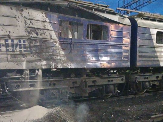 Палають будинки, пошкоджено порти і&nbsp;залізницю, є&nbsp;загиблі: ворог завдав сотні ударів по&nbsp;містах України (фото)