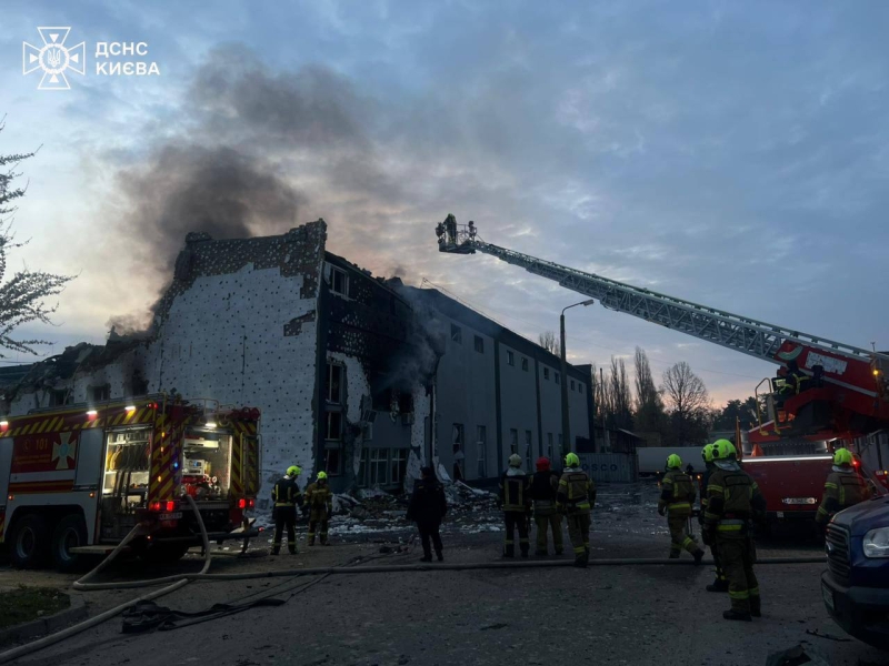 Смертельний удар балістикою по&nbsp;Києву: масштабні руйнування, кількість загиблих і&nbsp;поранених збільшується (фото)