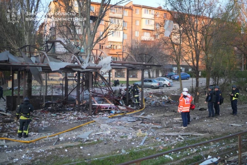 Вночі ворог атакував Україну балістикою та&nbsp;сотнями дронів: пожежі у&nbsp;Запоріжжі, Дніпрі, Сумах, Ізмаїлі (фото, відео)