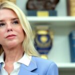 Вовремя уволенная Пэм Бонди не явится на допрос по делу Эпштейна