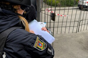 Взрывчатка на дверце: в Одессе хотели взорвать автомобиль предпринимателя