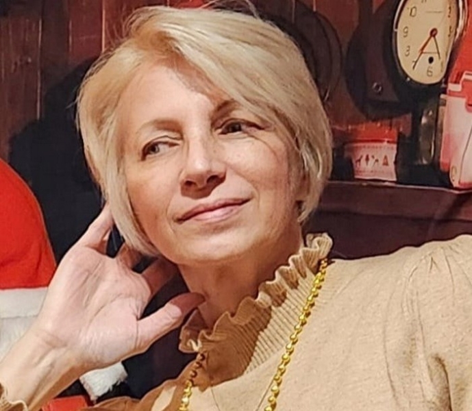 &laquo;Іриси нагадують витончені сукні у&nbsp;високій моді&raquo;,&nbsp;&mdash; художниця Гелена Павленко